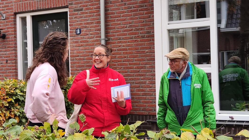 Elke Slagt-Tichelman in gesprek met burgers